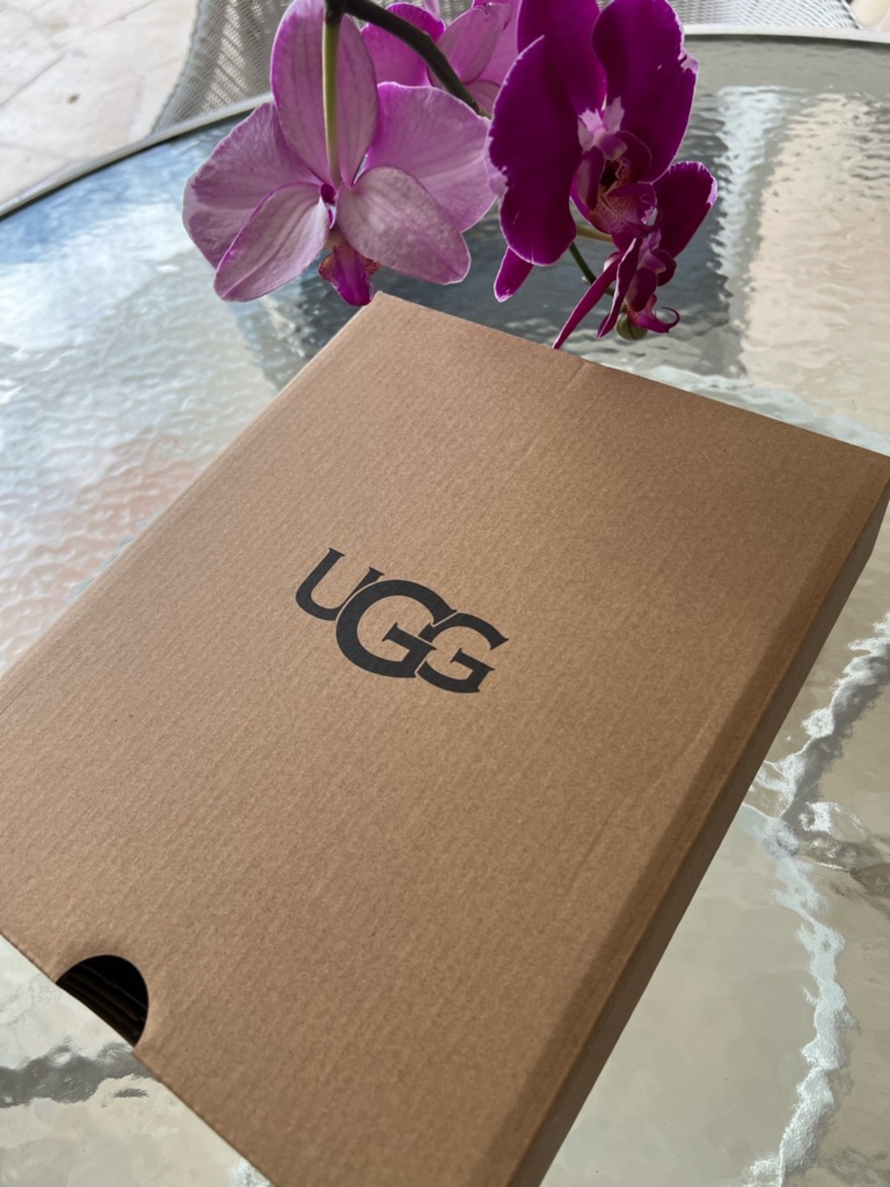 💯UGG brown shoe empty shoe box🧡